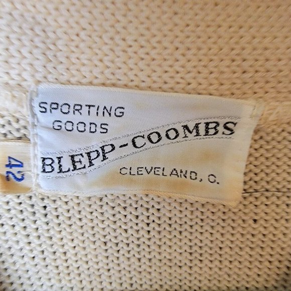 VNTG BLEPP-COOMBS SPORTING GOODS Men's Ivory Long Sleeve Cardigan Sweater Sz 42 - Picture 9 of 9